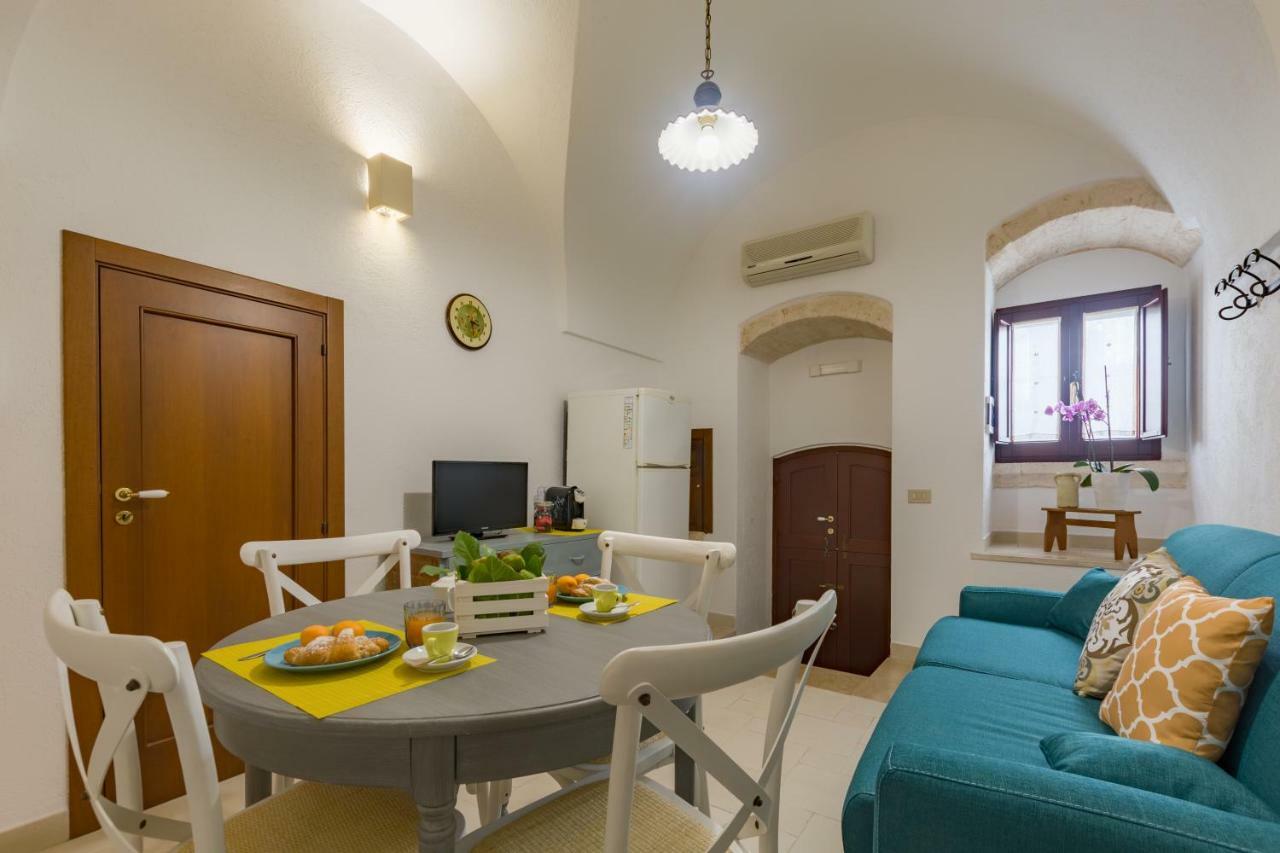 Dimora Zafferano - Guest House ออสตูนี ภายนอก รูปภาพ